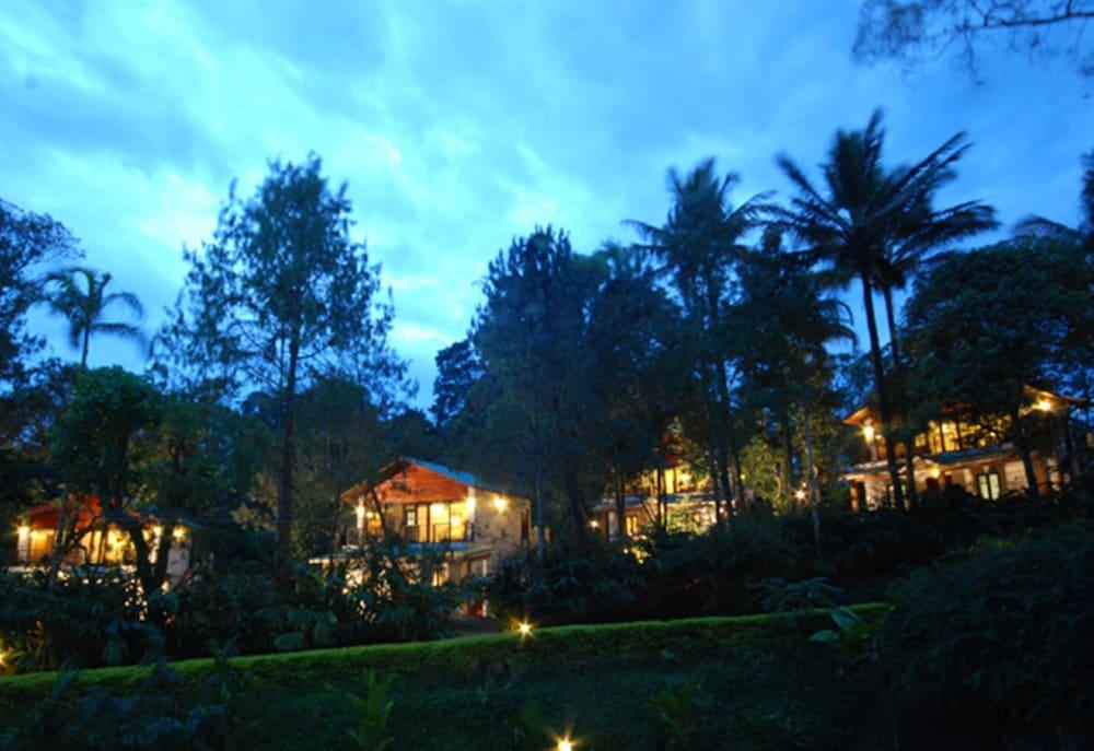 Carmelia Haven Resort Thekkady Exterior photo