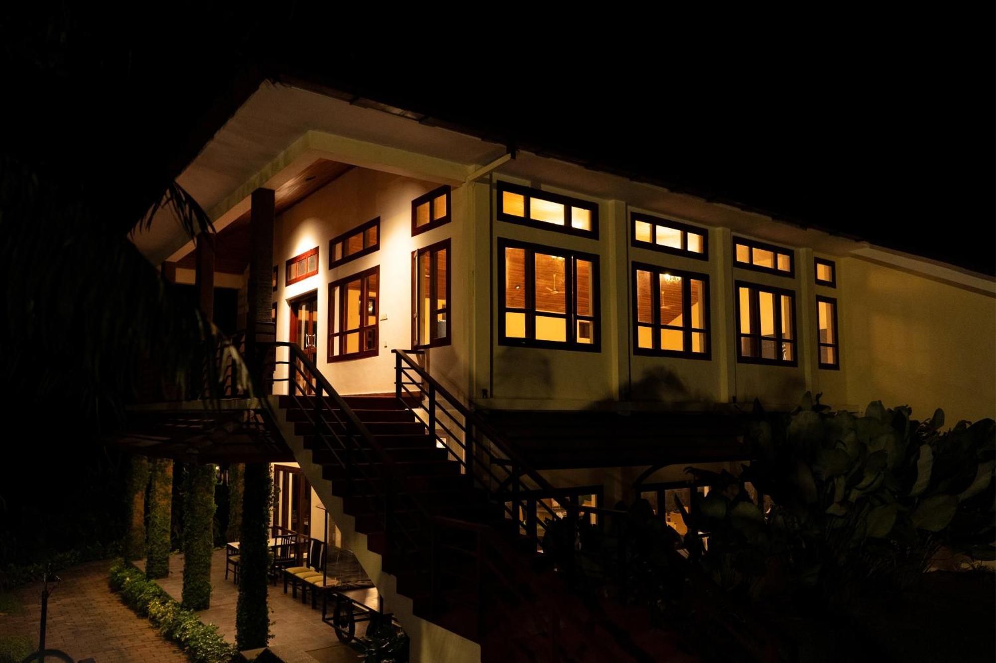 Carmelia Haven Resort Thekkady Exterior photo