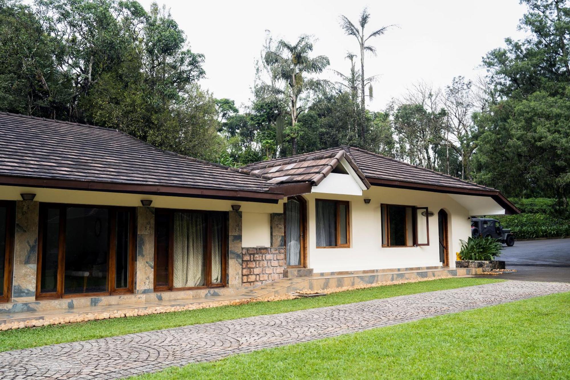 Carmelia Haven Resort Thekkady Exterior photo