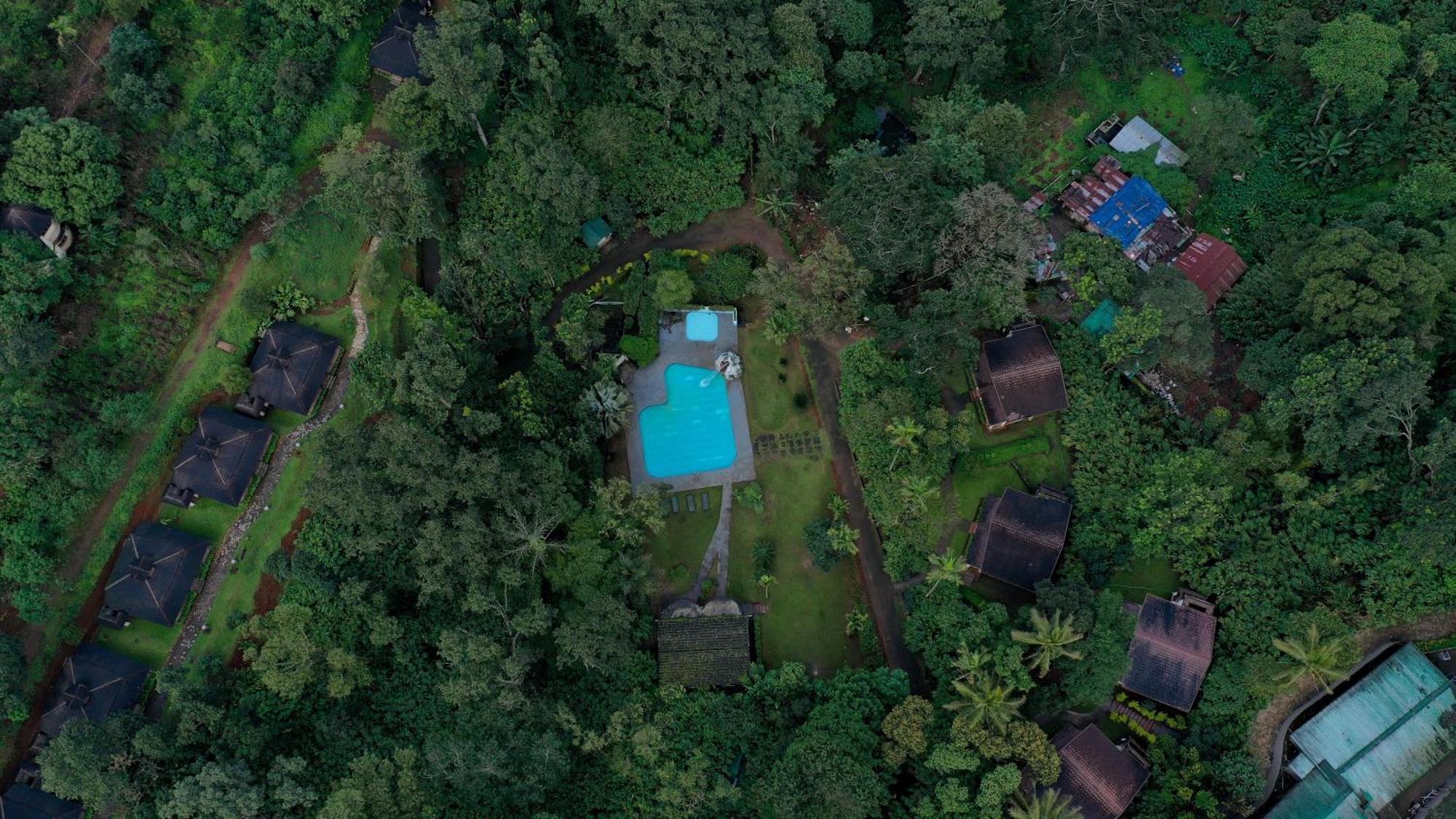 Carmelia Haven Resort Thekkady Exterior photo