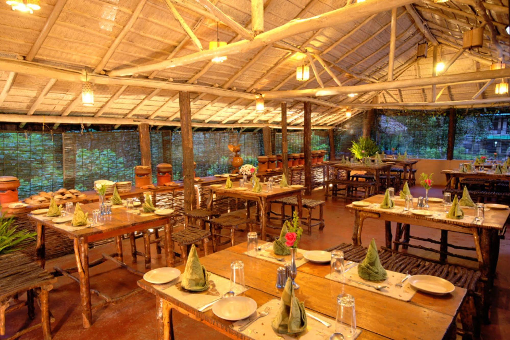 Carmelia Haven Resort Thekkady Exterior photo